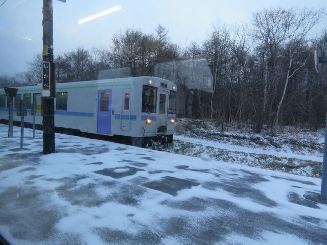 鹿部駅.jpg